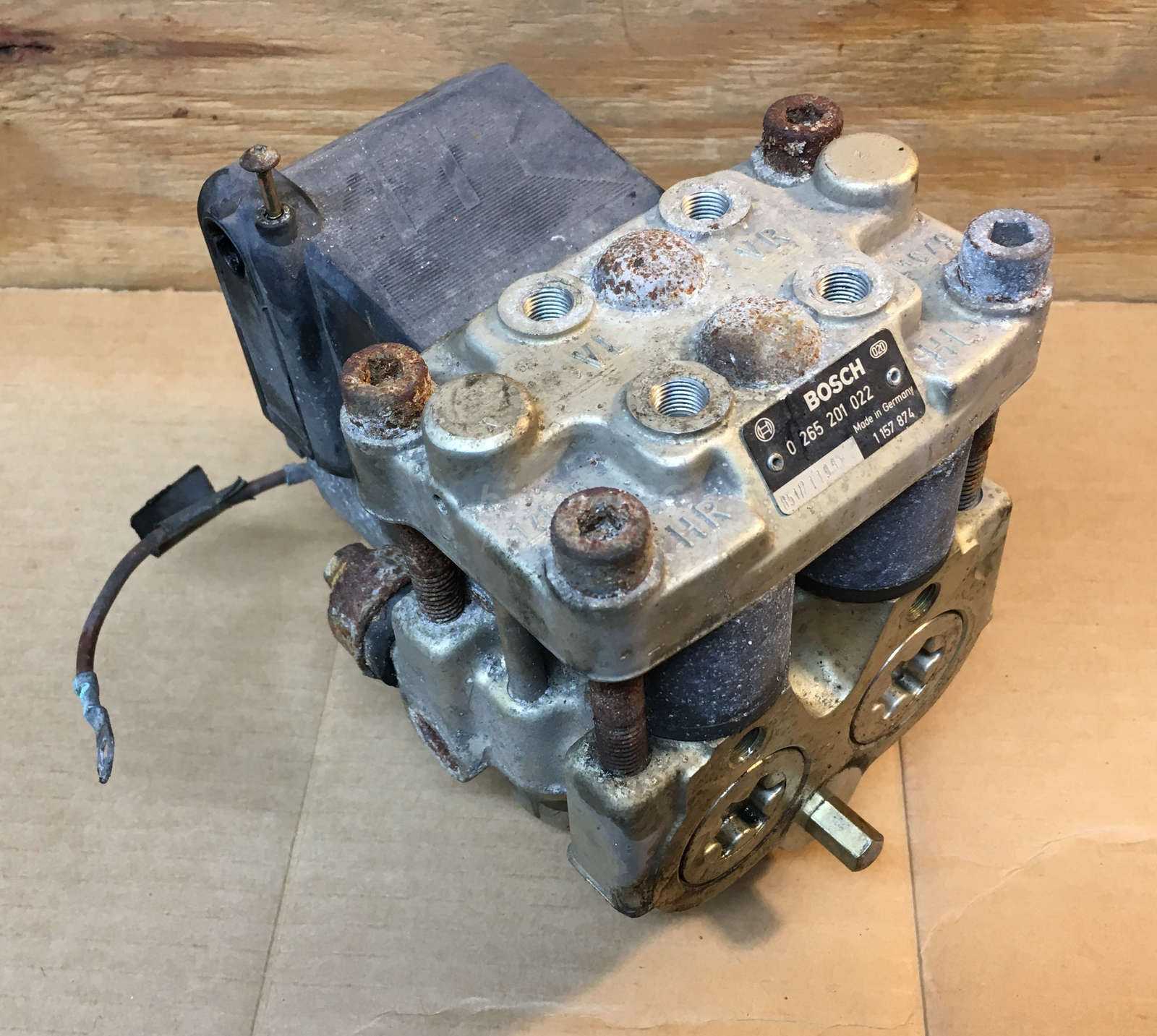 BMW ABS Brakes Pump Hydraulic Pump 4 Channel E34 M5 535i E31 E32 750iL