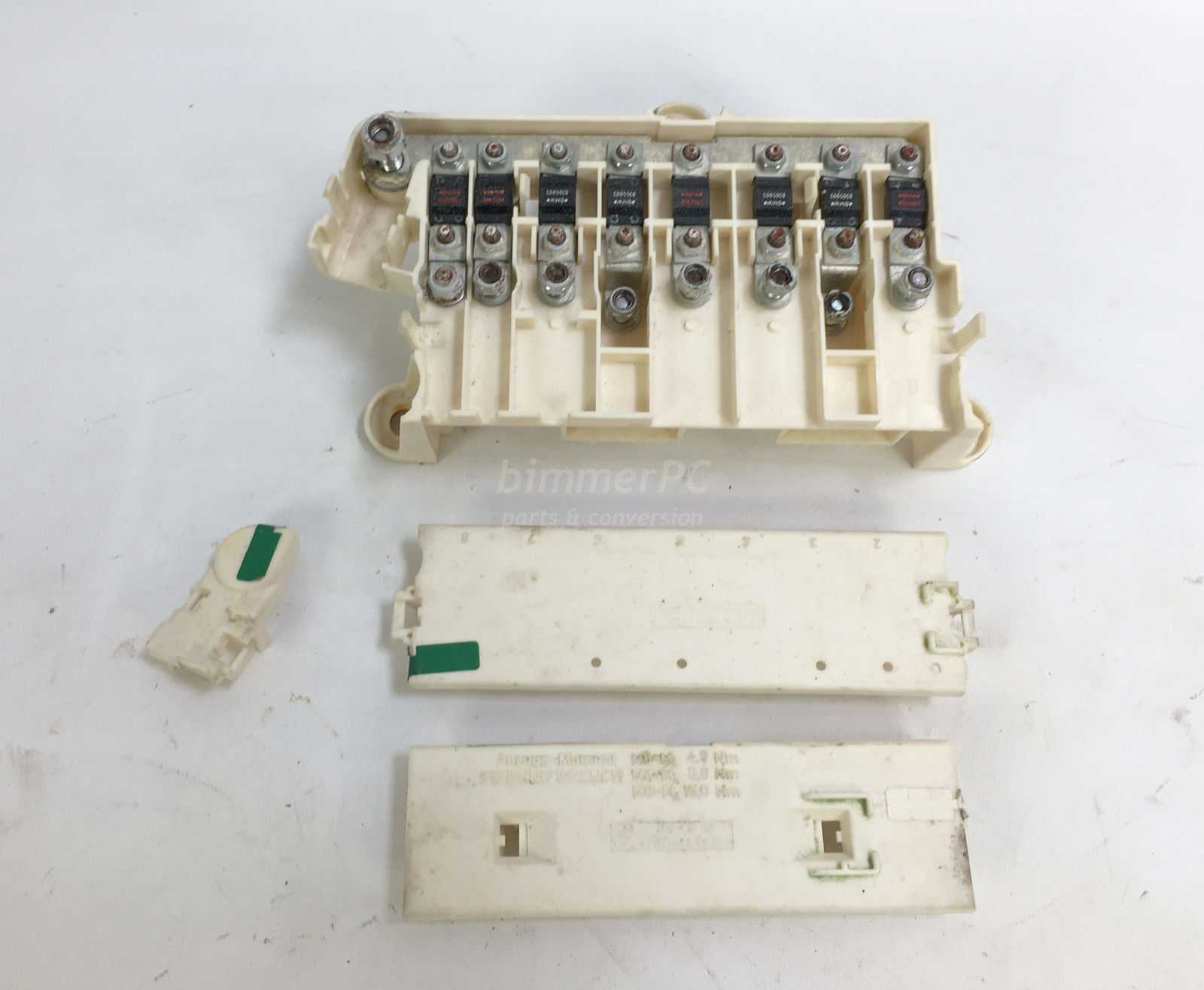 BMW E38 E39 Under Seat Power Distribution Fuse Box Holder 740i 530 ... BMW E38 E39 Under Seat Power Distribution Fuse Box Holder 740i 530 ...