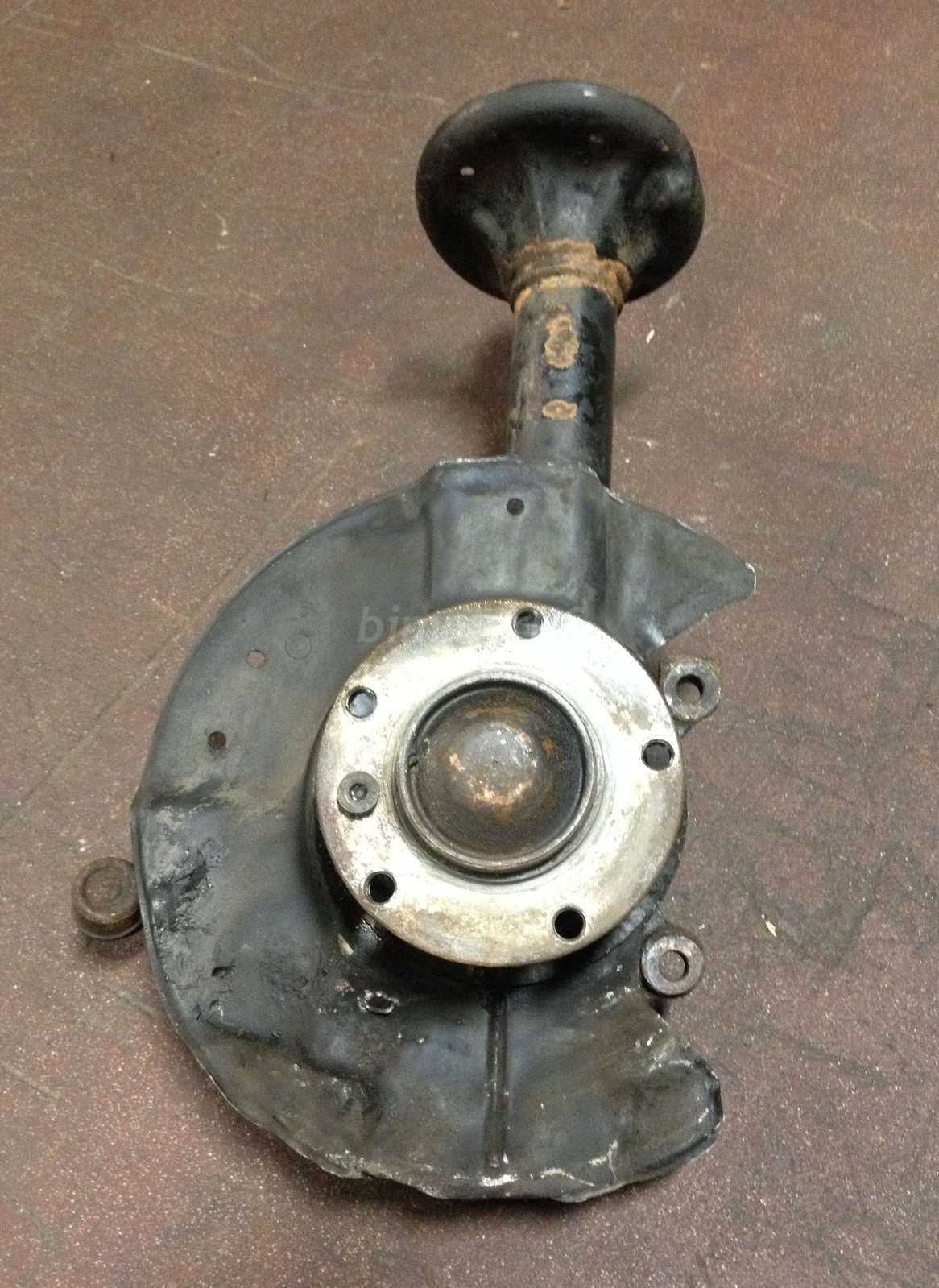 Genuine BMW E34 M5 Front Left Drivers Strut Housing Shock Wheel Carrier