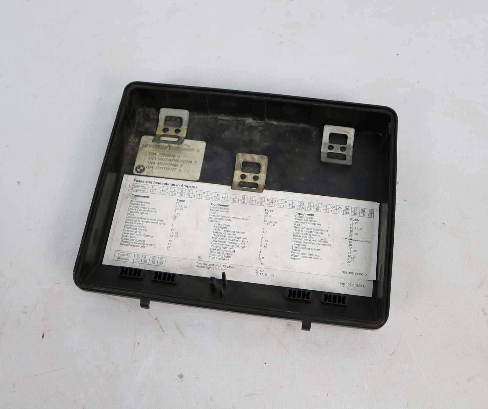 BMW E34 5-Series E32 Engine Bay Fuse Box Plastic Cover ... 1993 bmw 525i fuse box 