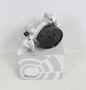 New BMW N63 V8 Engine Water Pump E70 E71 F01 F02 F10 F12 F15 F16 Factory OEM