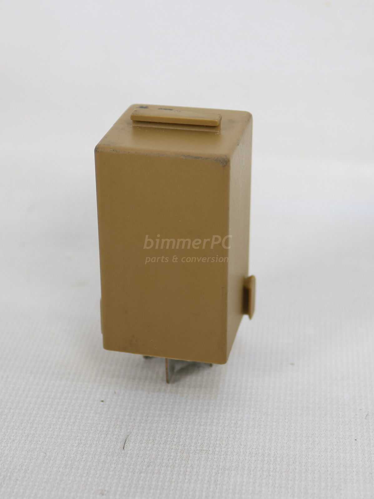 BMW Windshield Wipers Control Relay Brown E46 E39 E38 E60 E63 E83 1996