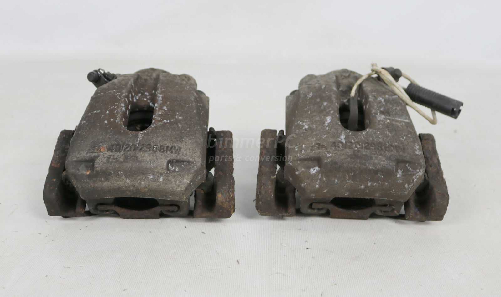 BMW E39 5Series Rear Brakes Calipers 525i 530i 528i 540i Sedan 1996