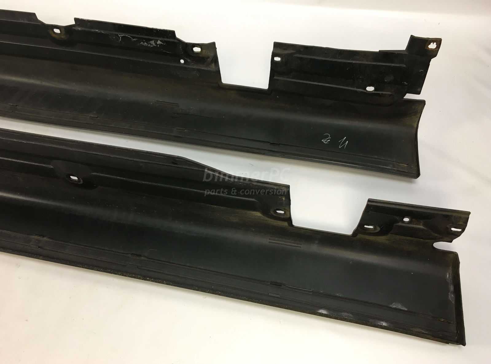 BMW E38 Black Side Skirts Mouldings Lower Body Trims Rocker Panels