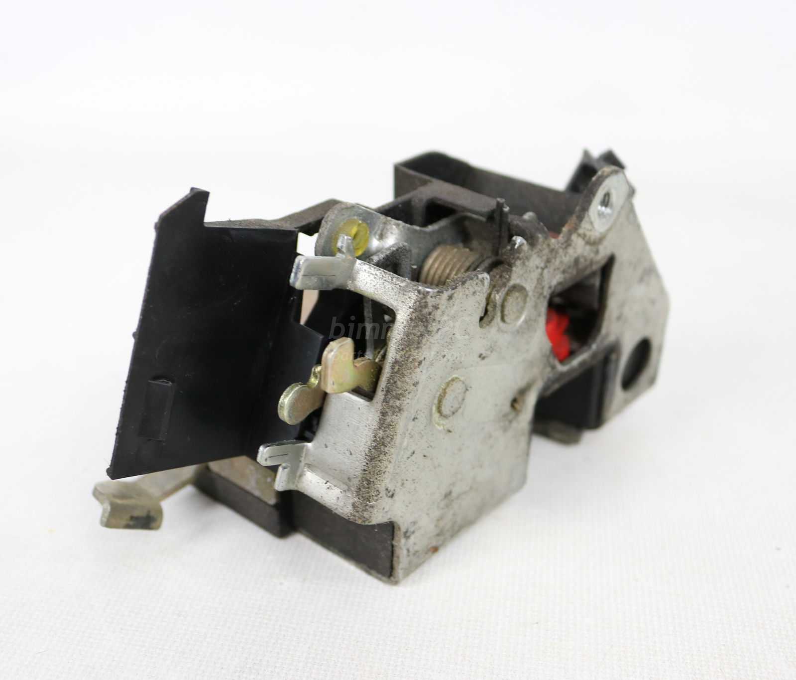 BMW E36 3Series 4dr Left Rear Passengers Door Latch Lock Actuator 1992