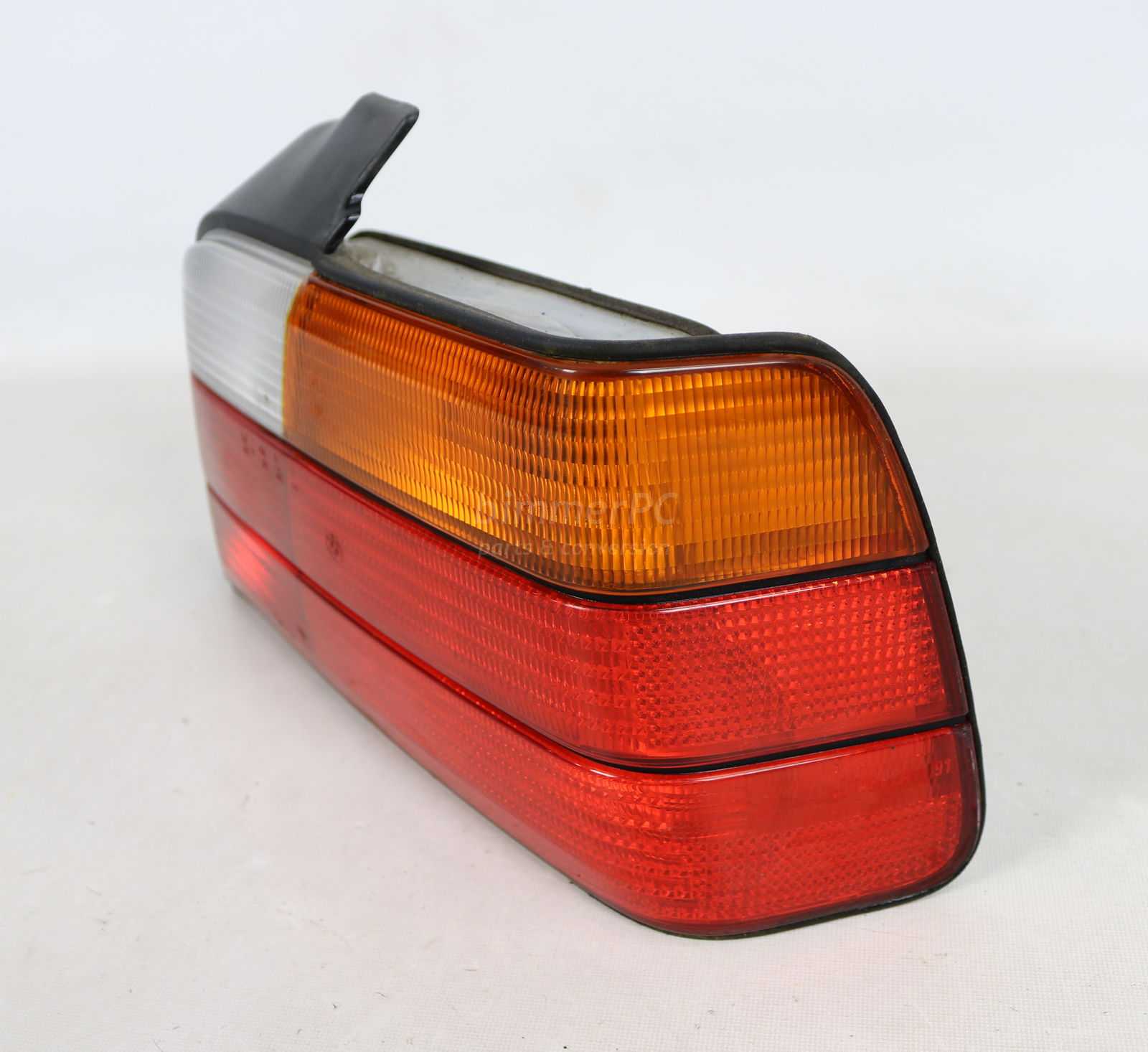 BMW E36 3Series Sedan Right Rear Brake Tail Light Corner Lamp 318 1992