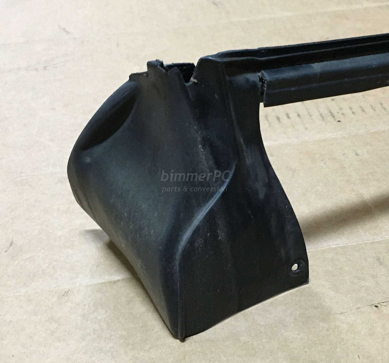 BMW E46 3Series Coupe Drivers Inner Door Rubber Window Seal Trim 2000