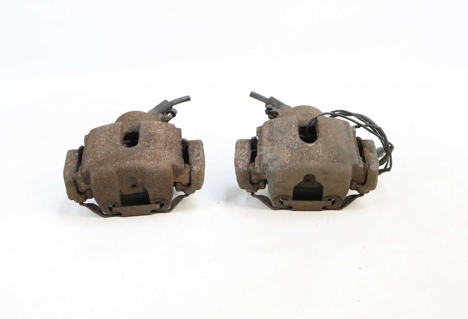 BMW E38 740iL Front Brakes Calipers Carriers Set E39 E53 X5 4.4i 1995