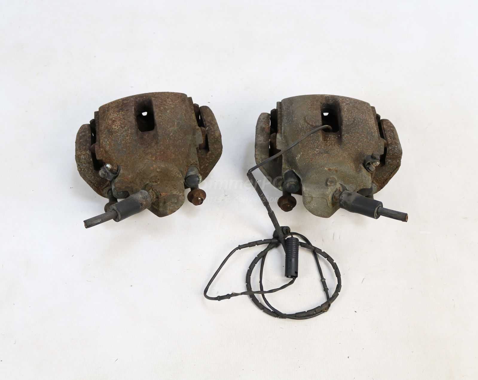 BMW E38 740iL Front Brakes Calipers Carriers Set E39 E53 X5 4.4i 1995