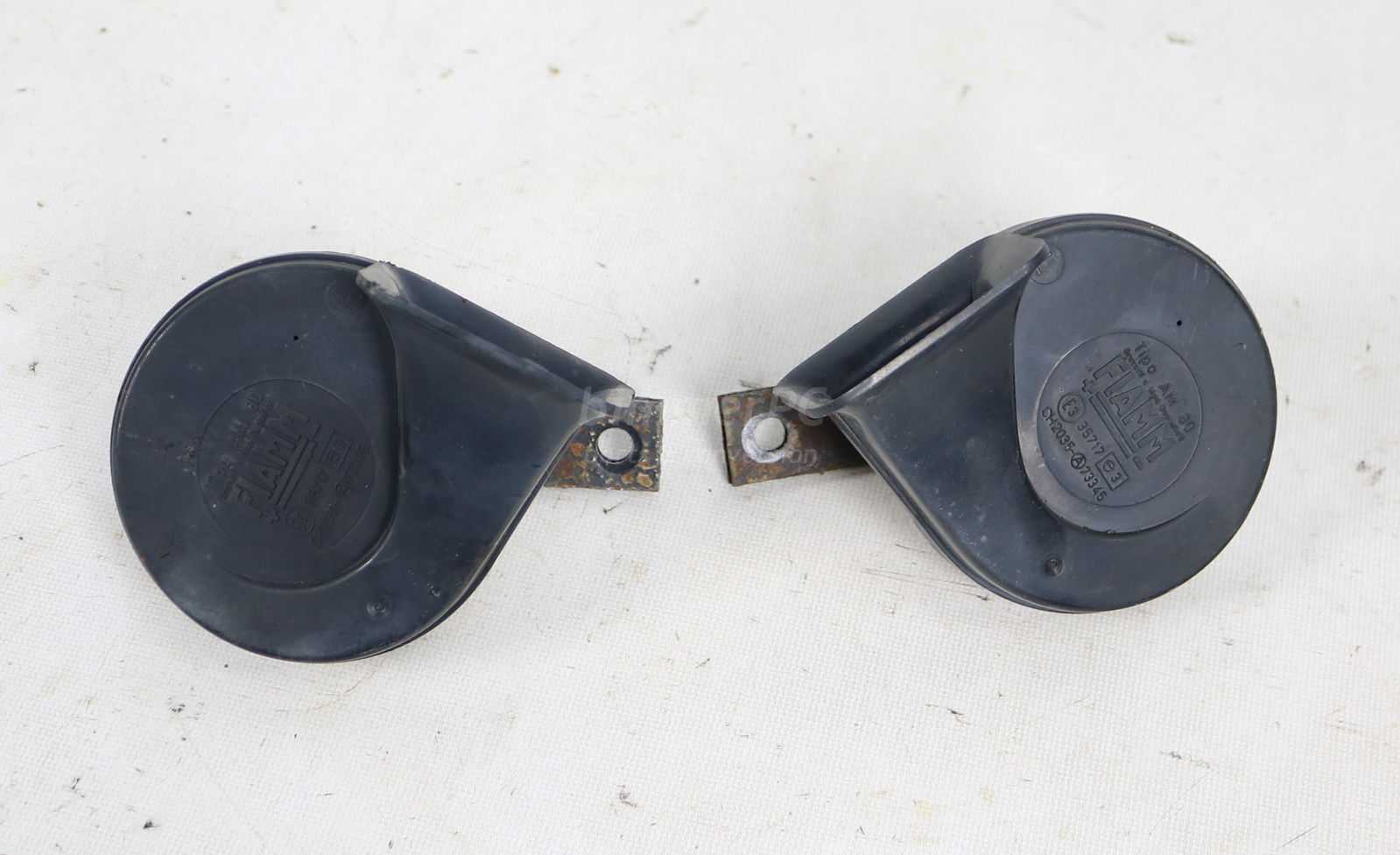 Picture of BMW  Factory Air Horns with Brackets Hi Low Pitch Set E34 E36 Z3 for sale