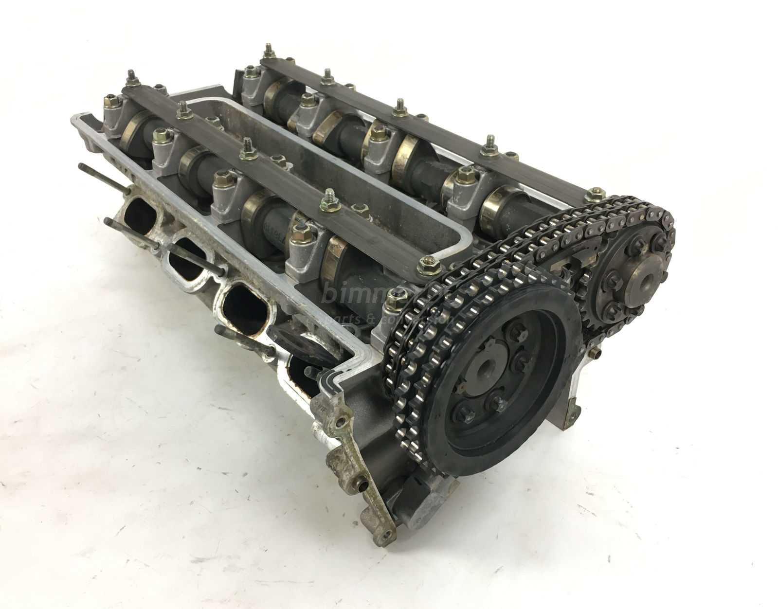 BMW E34 530i Engine Left Bank 2 Cylinders 5-8 Head M60 V8 BMW E34 530i Engine Left Bank 2 Cylinders 5-8 Head M60 V8