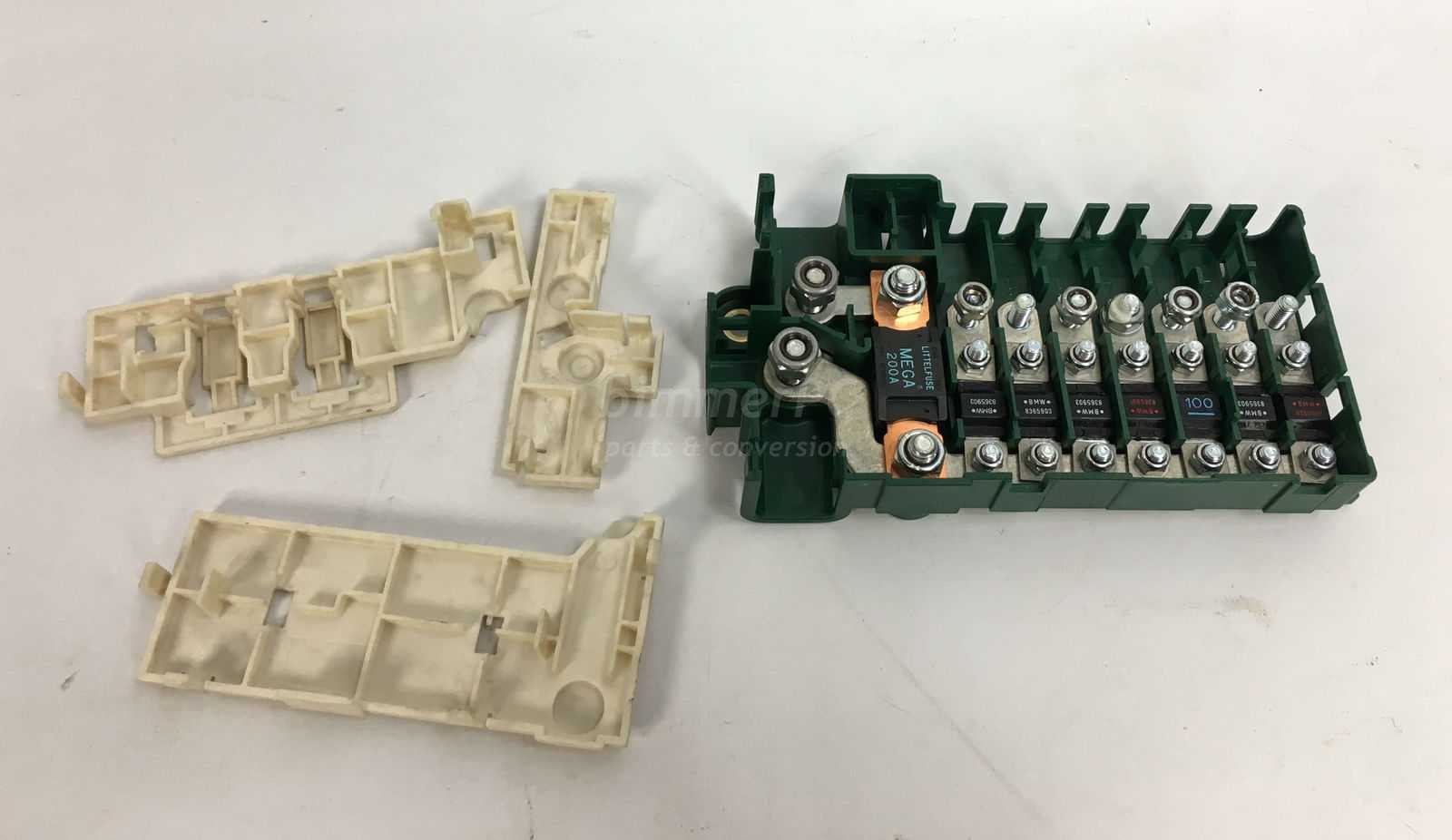 Picture of BMW 61138387541 Rear Trunk Power Distribution Fuse Box Holder E38 E39 for sale