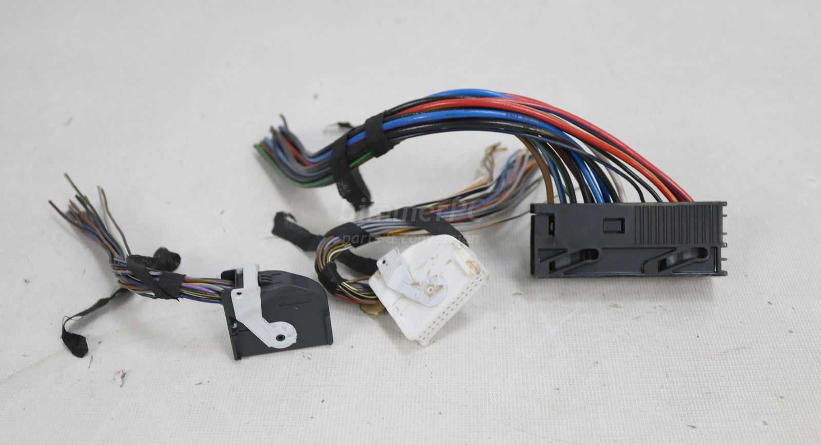 BMW E39 E38 GMIII General Body Module Wiring Harness Connectors 1995