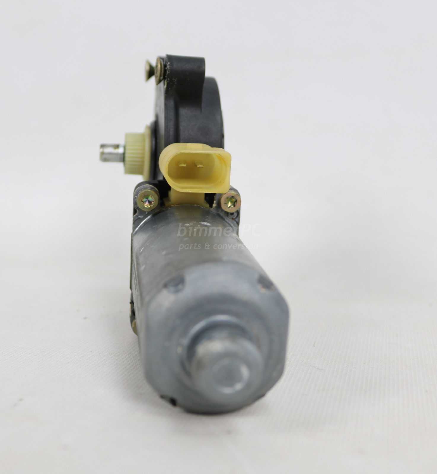 Picture of BMW 67628381019 Left Front Drivers Door Window Motor Lifting Drive Gearbox E53 for sale