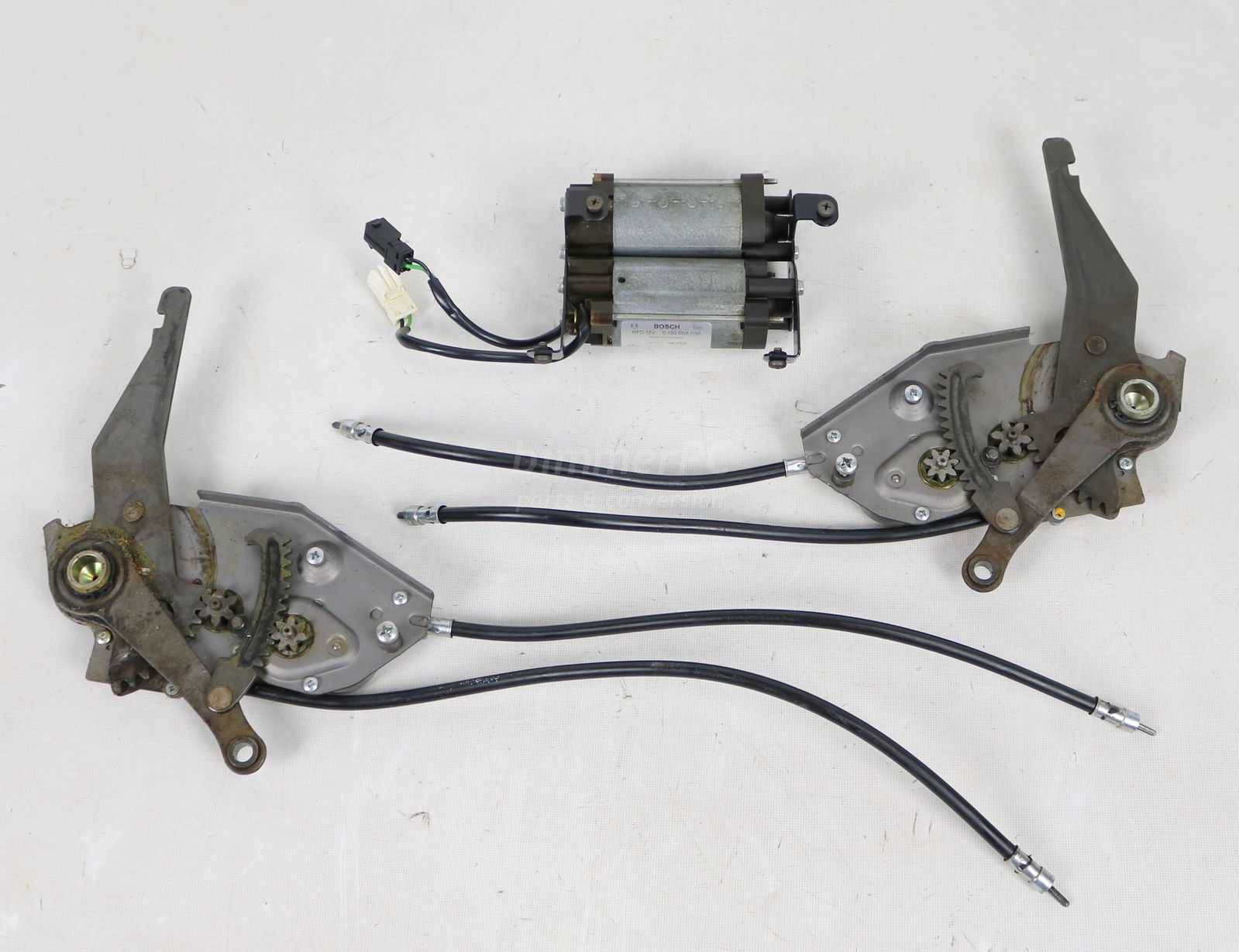 Picture of BMW Front Seat Power Recline Motors Gearboxes Set E32 E34 for sale