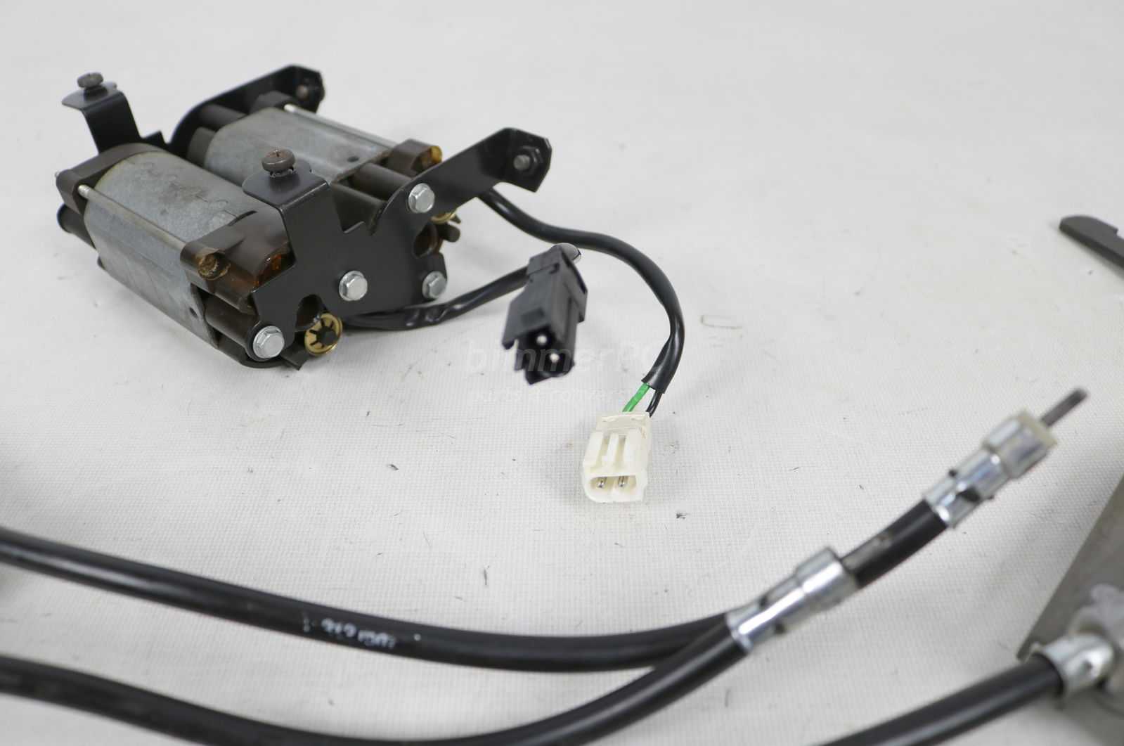 Picture of BMW Front Seat Power Recline Motors Gearboxes Set E32 E34 for sale