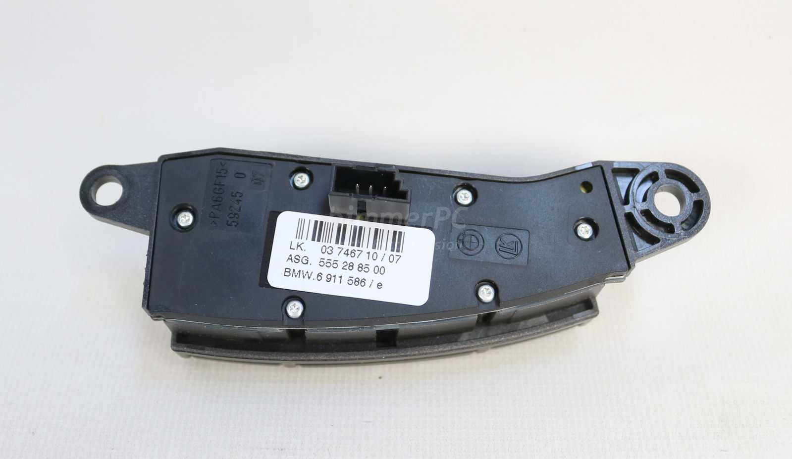 BMW E65 E66 Steering Wheel Right Multifunction Buttons Controls Switch