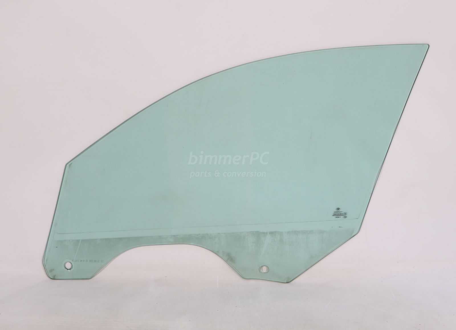 Picture   of BMW 51338223840 Front Right Passengers Door Window Glass Pane E65 E66 for sale