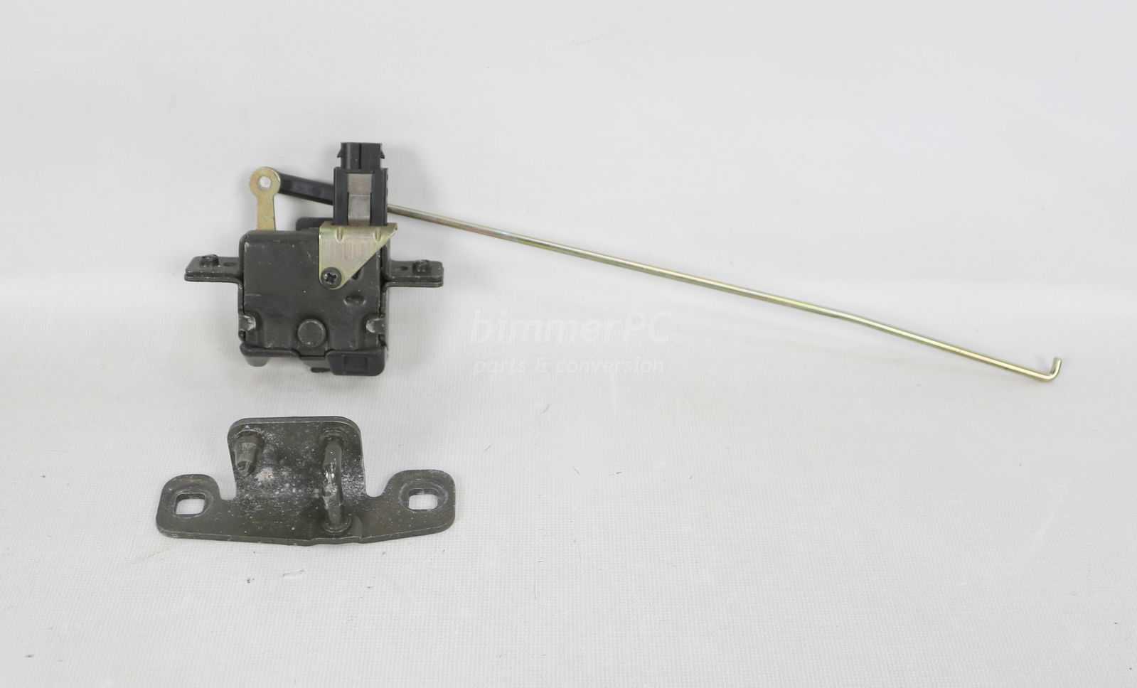 BMW E34 5Series E36 Z3 Trunk Lid Latch Lock with Catch 19892001 OEM