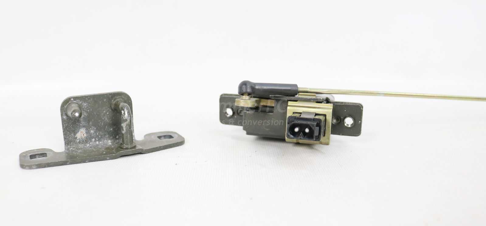 BMW E34 5Series E36 Z3 Trunk Lid Latch Lock with Catch 19892001 OEM