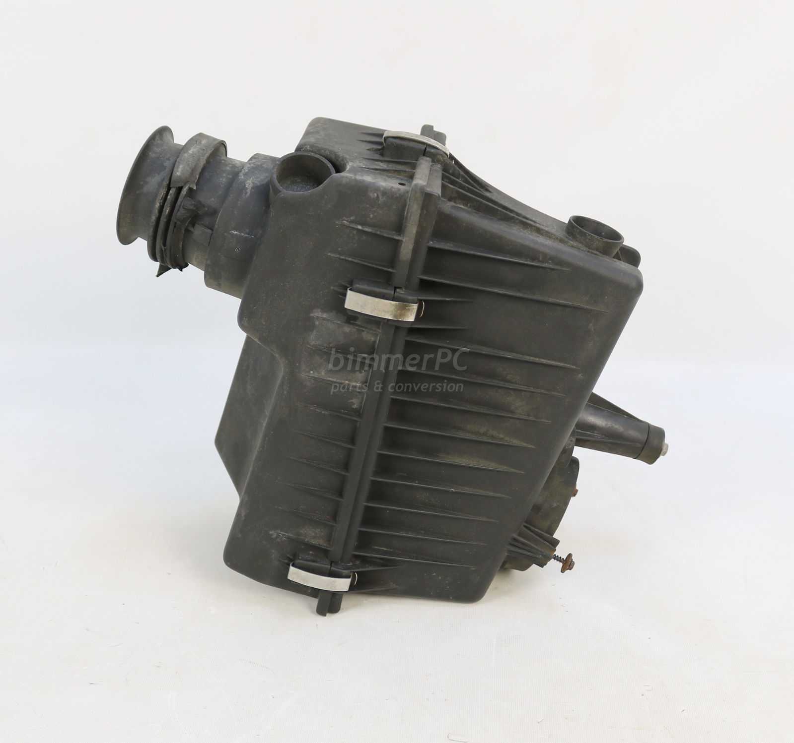 BMW E34 525i M50 Intake Air Cleaner Filter Housing Box Muffler 1991